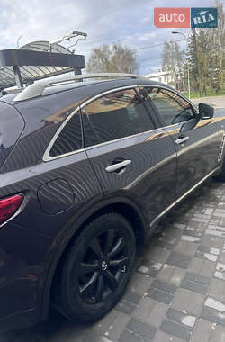 Позашляховик / Кросовер Infiniti FX 35 2008 в 