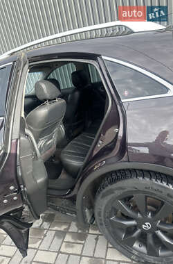 Позашляховик / Кросовер Infiniti FX 35 2008 в 