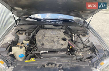 Позашляховик / Кросовер Infiniti FX 35 2004 в 
