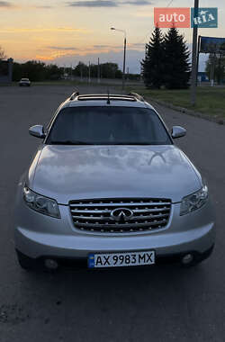 Позашляховик / Кросовер Infiniti FX 35 2004 в 