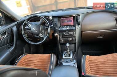 Позашляховик / Кросовер Infiniti FX 35 2012 в 