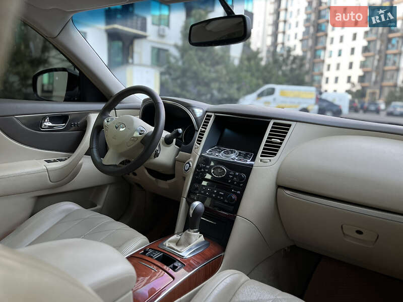 Позашляховик / Кросовер Infiniti FX 35 2008 в Києві