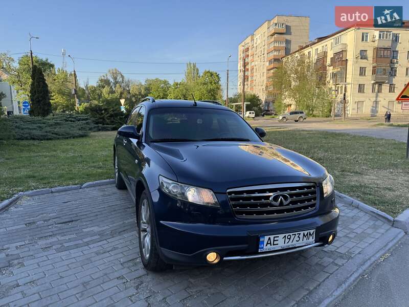 Внедорожник / Кроссовер Infiniti FX 35 2007 в 