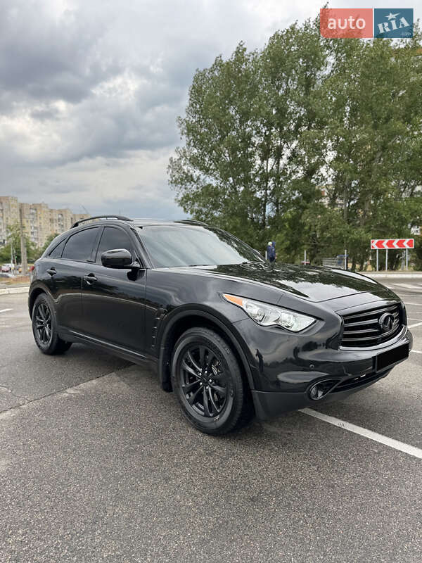 Внедорожник / Кроссовер Infiniti FX 35 2012 в Киеве
