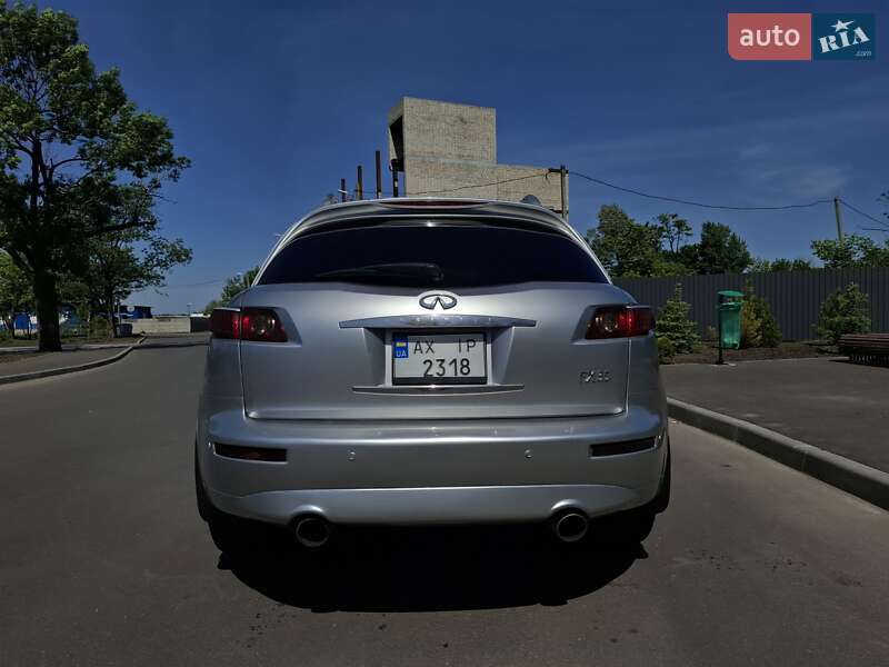 Внедорожник / Кроссовер Infiniti FX 35 2004 в Харькове