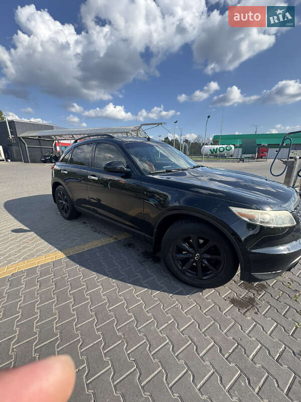 Infiniti FX 35 2006