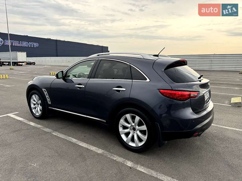 Внедорожник / Кроссовер Infiniti FX 35 2011 в Львове фото 9 Внедорожник / Кроссовер Infiniti FX 35 2011 в Львове