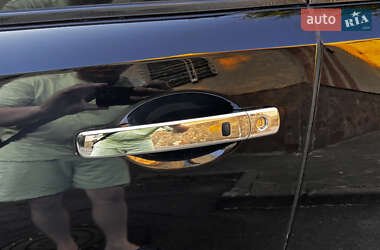 Позашляховик / Кросовер Infiniti FX 35 2006 в 