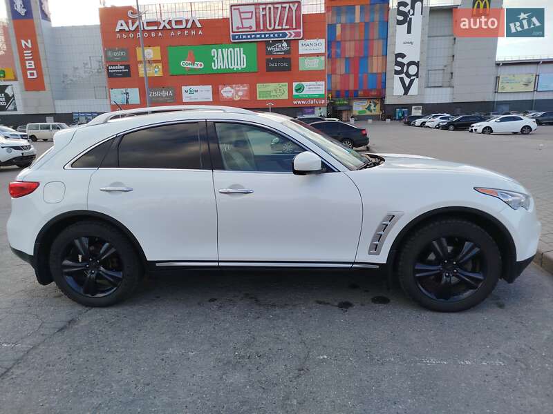 Позашляховик / Кросовер Infiniti FX 35 2008 в Харкові фото 8 Позашляховик / Кросовер Infiniti FX 35 2008 в Харкові