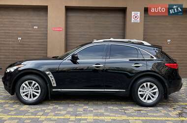 Внедорожник / Кроссовер Infiniti FX 35 2010 в 