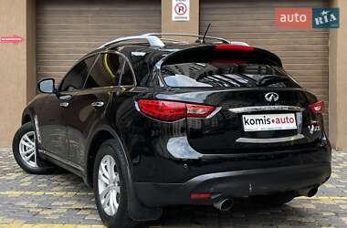 Внедорожник / Кроссовер Infiniti FX 35 2010 в 