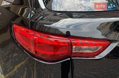 Внедорожник / Кроссовер Infiniti FX 35 2010 в 