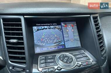 Внедорожник / Кроссовер Infiniti FX 35 2010 в 