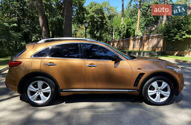Внедорожник / Кроссовер Infiniti FX 35 2008 в 