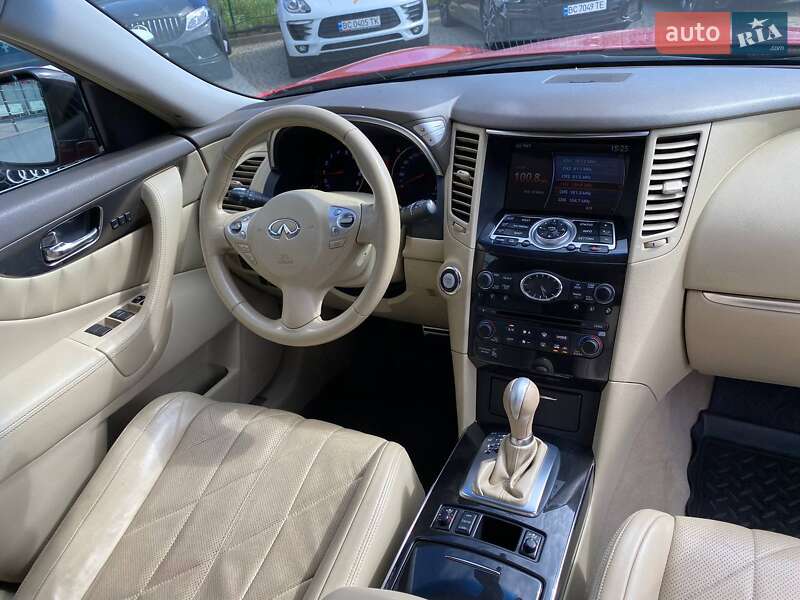 Позашляховик / Кросовер Infiniti FX 35 2009 в Львові