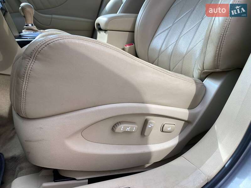 Позашляховик / Кросовер Infiniti FX 35 2009 в Львові