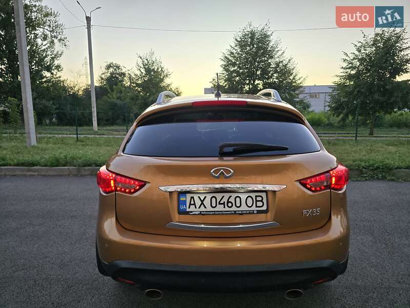 Позашляховик / Кросовер Infiniti FX 35 2008 в Харкові