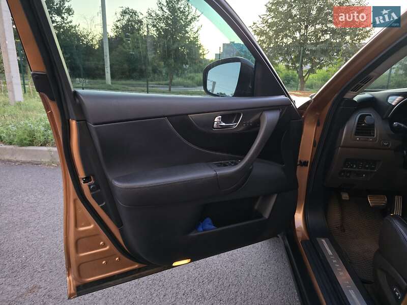 Позашляховик / Кросовер Infiniti FX 35 2008 в Харкові
