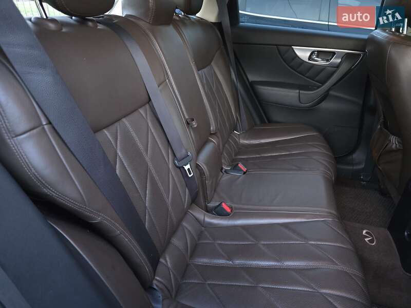 Позашляховик / Кросовер Infiniti FX 35 2008 в Харкові