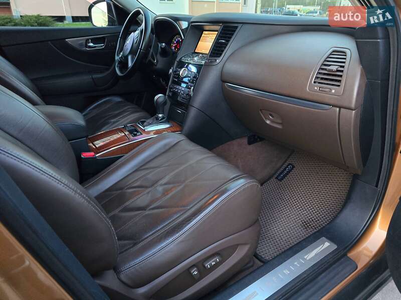 Позашляховик / Кросовер Infiniti FX 35 2008 в Харкові