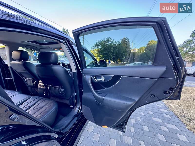 Позашляховик / Кросовер Infiniti FX 35 2008 в Одесі