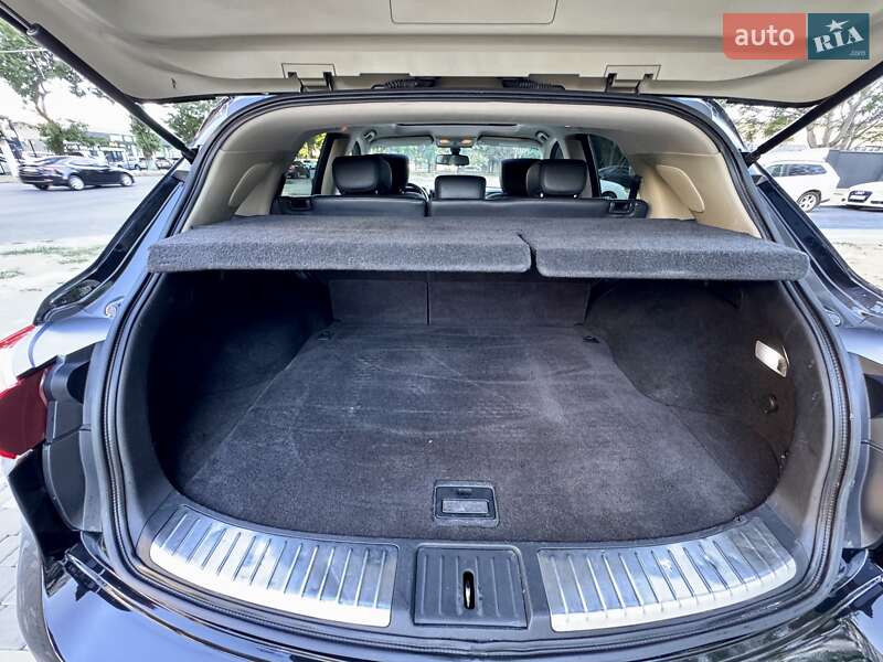 Позашляховик / Кросовер Infiniti FX 35 2008 в Одесі