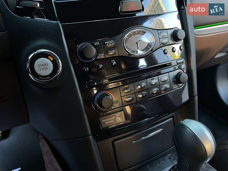 Внедорожник / Кроссовер Infiniti FX 35 2008 в Киеве