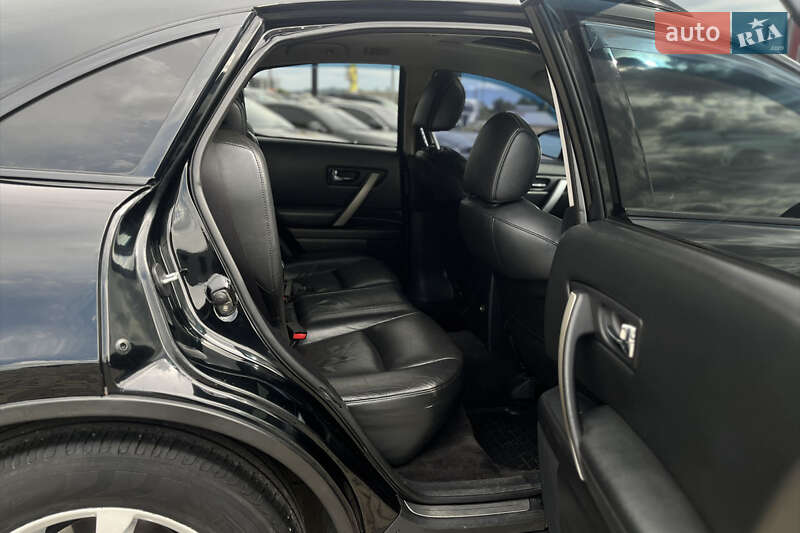 Внедорожник / Кроссовер Infiniti FX 35 2006 в Мукачево фото 12 Внедорожник / Кроссовер Infiniti FX 35 2006 в Мукачево