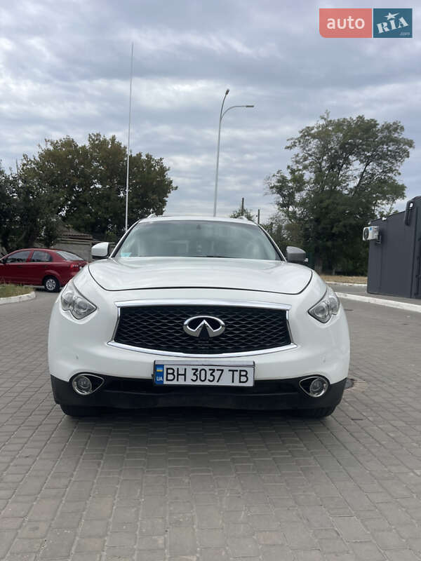 Infiniti FX 35 2011 Infiniti FX 35 2011