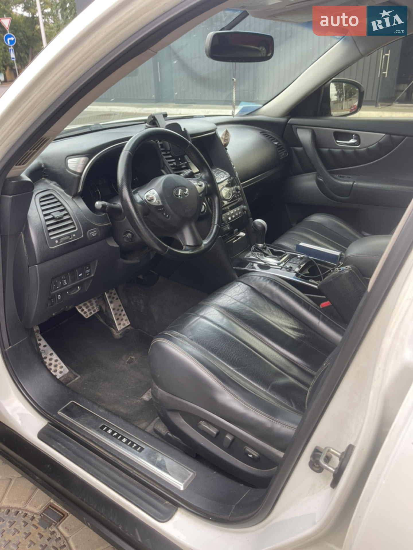 2011 Infiniti FX - мініатюра 13