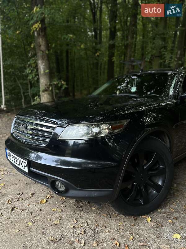 Infiniti FX 35 2003