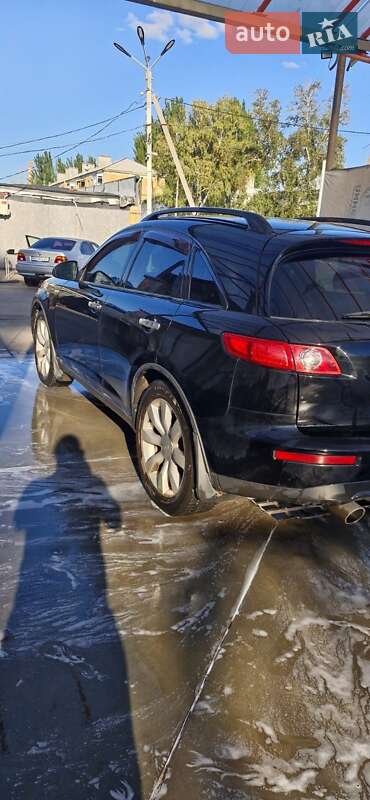 Внедорожник / Кроссовер Infiniti FX 35 2003 в Петропавловке фото 5 Внедорожник / Кроссовер Infiniti FX 35 2003 в Петропавловке