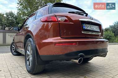 Внедорожник / Кроссовер Infiniti FX 35 2007 в 