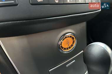Внедорожник / Кроссовер Infiniti FX 35 2007 в 