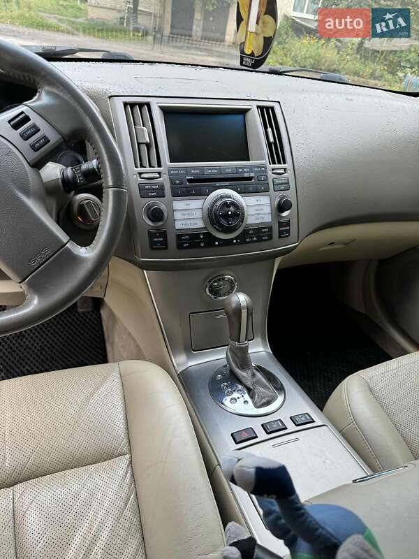 Внедорожник / Кроссовер Infiniti FX 35 2007 в Ямполе фото 4 Внедорожник / Кроссовер Infiniti FX 35 2007 в Ямполе