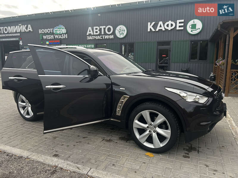 Внедорожник / Кроссовер Infiniti FX 35 2009 в Запорожье