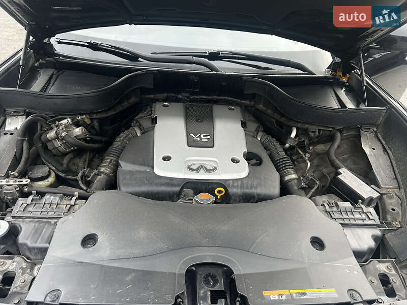 Внедорожник / Кроссовер Infiniti FX 35 2009 в Запорожье