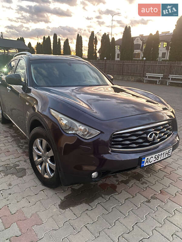 Позашляховик / Кросовер Infiniti FX 35 2009 в Дунаївцях фото 3 Позашляховик / Кросовер Infiniti FX 35 2009 в Дунаївцях