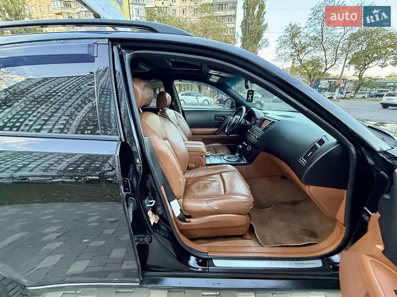 Внедорожник / Кроссовер Infiniti FX 35 2004 в Одессе