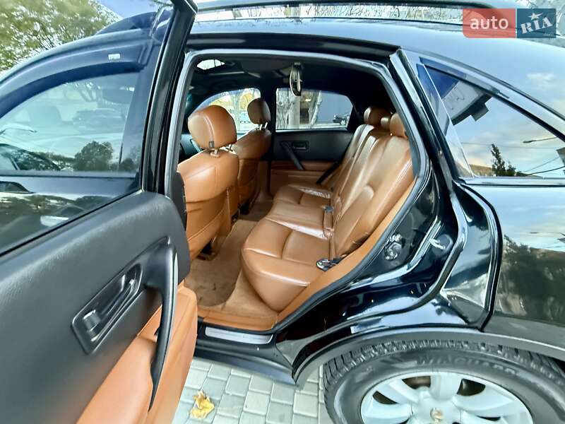 Внедорожник / Кроссовер Infiniti FX 35 2004 в Одессе