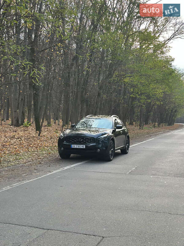 Внедорожник / Кроссовер Infiniti FX 35 2008 в Полтаве фото 3 Внедорожник / Кроссовер Infiniti FX 35 2008 в Полтаве