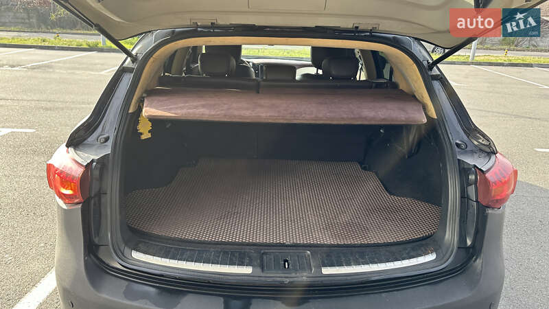 Внедорожник / Кроссовер Infiniti FX 35 2009 в Киеве