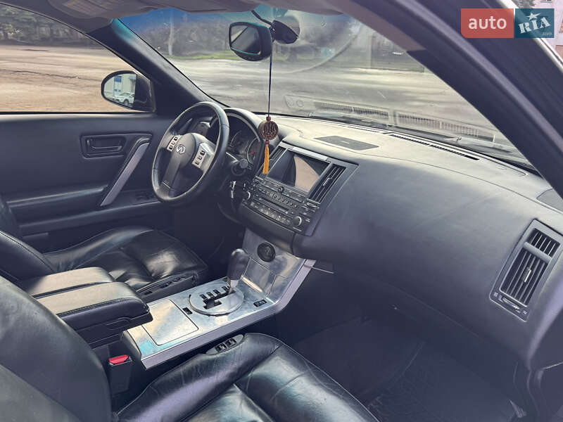 Внедорожник / Кроссовер Infiniti FX 35 2003 в Кривом Роге