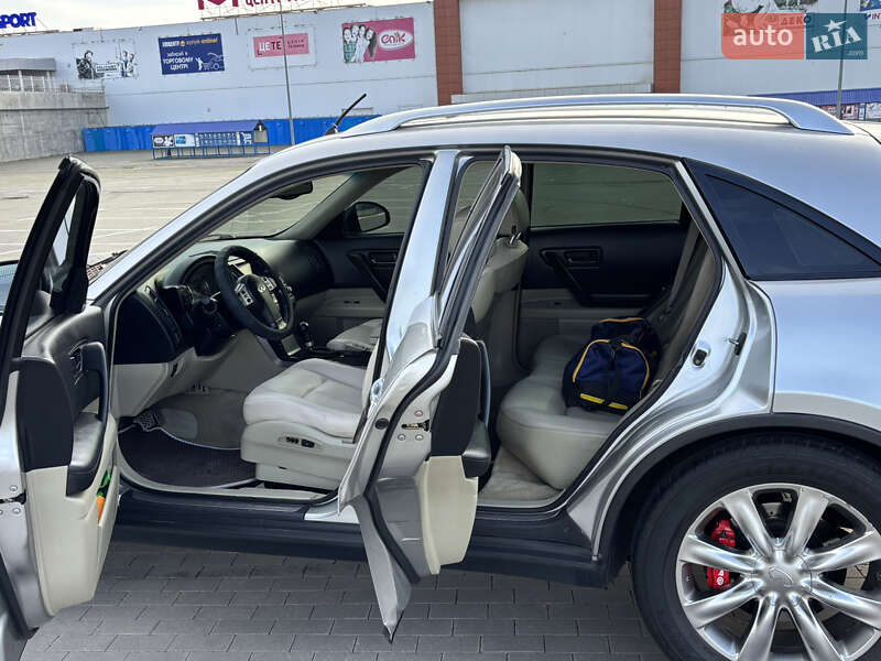 Внедорожник / Кроссовер Infiniti FX 35 2006 в Одессе
