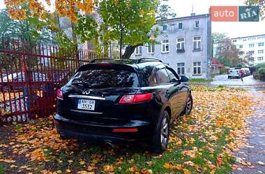 Внедорожник / Кроссовер Infiniti FX 35 2005 в Киеве