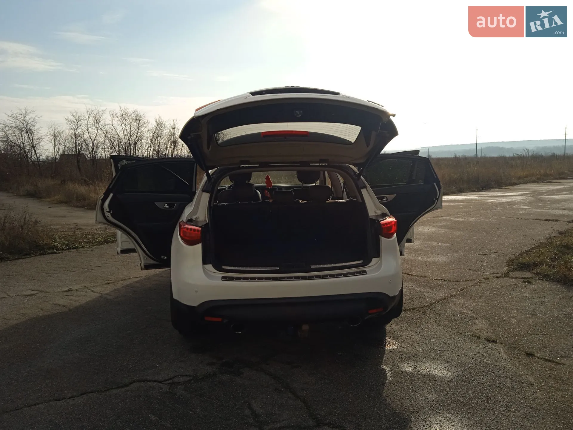 2011 Infiniti FX - мініатюра 16