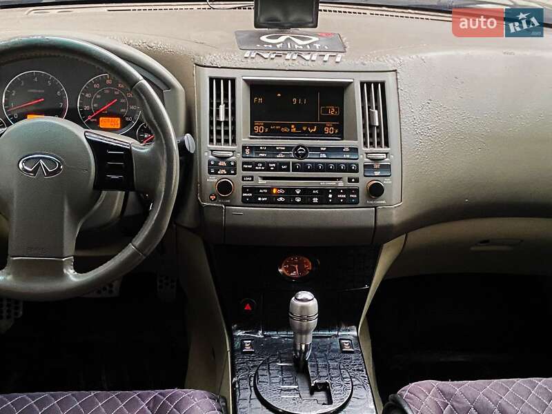 Внедорожник / Кроссовер Infiniti FX 35 2004 в Калуше