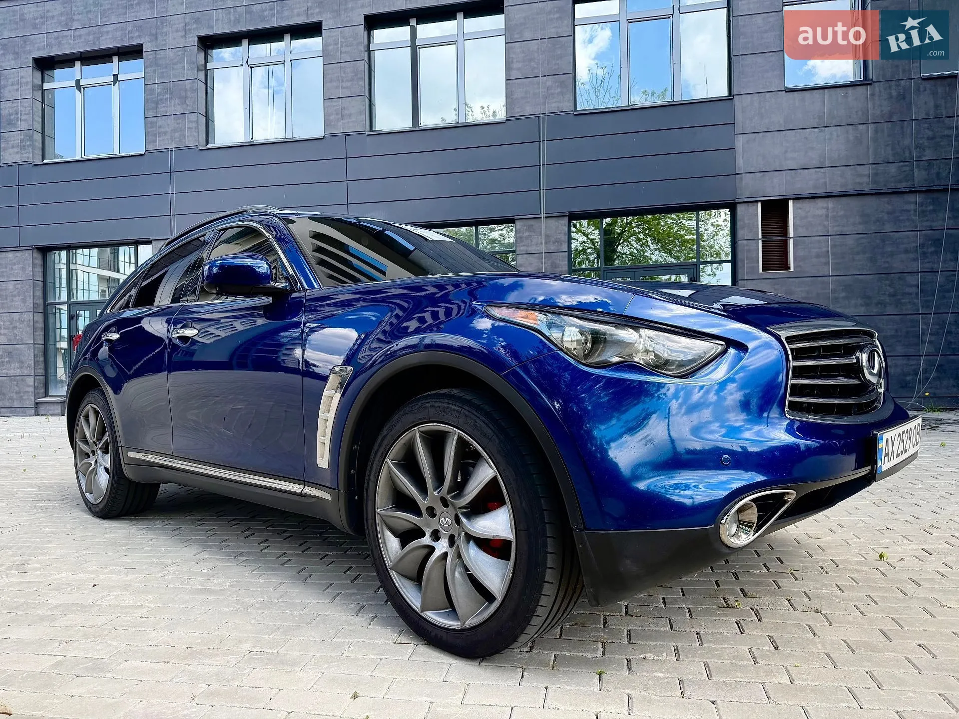 2011 Infiniti FX - мініатюра 2