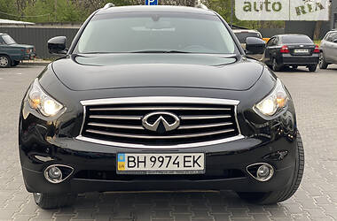 Хэтчбек Infiniti FX 37 2013 в 