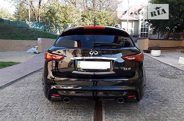 Позашляховик / Кросовер Infiniti FX 37 2010 в Львові